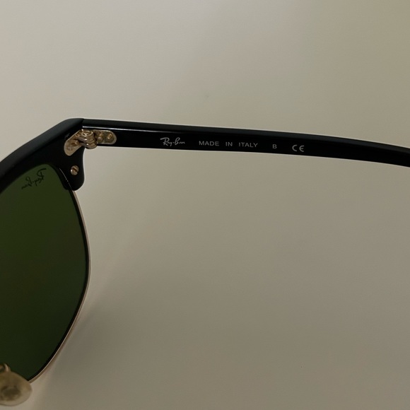 Women’s Ray-Bans - Picture 5 of 12